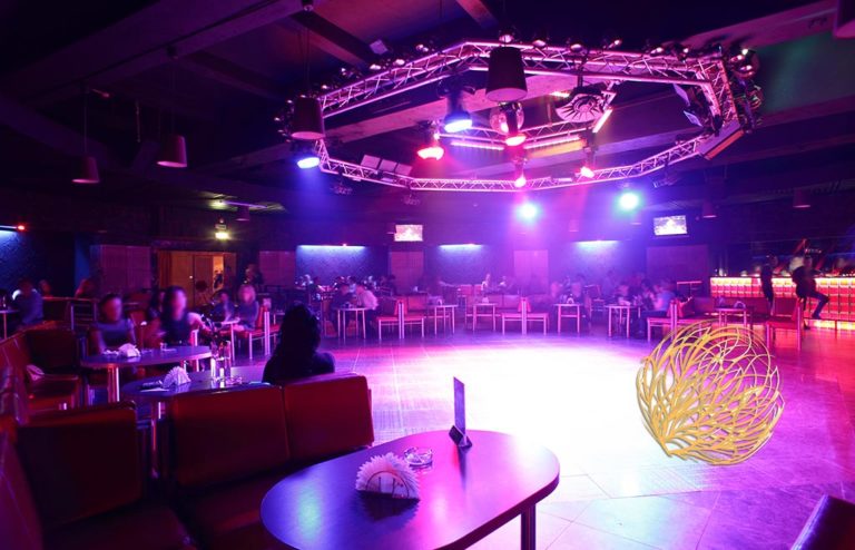 Full Nude Strip Clubs: 6 Las Vegas Lies (Exposed) | SCCLV