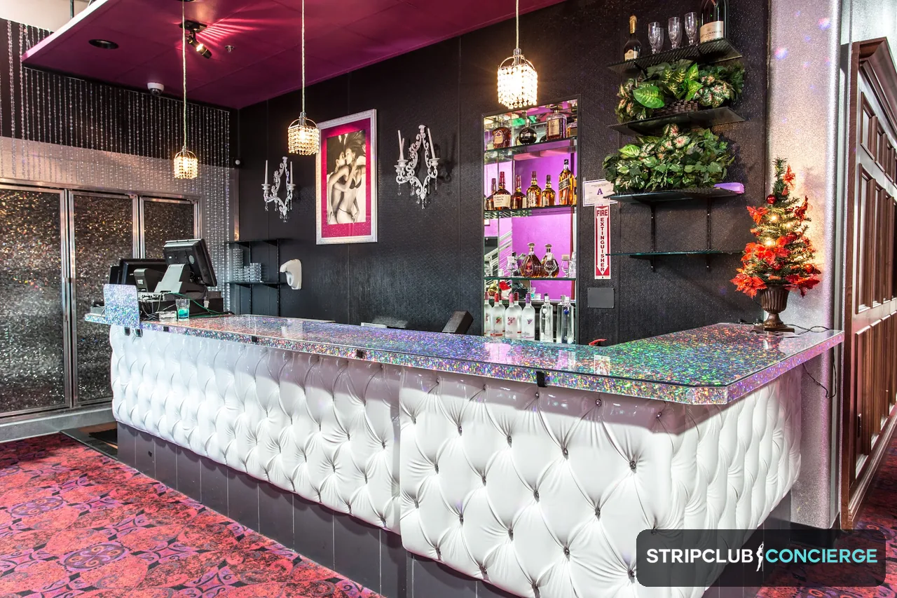 Free round-trip limo for a Las Vegas bachelorette party group.